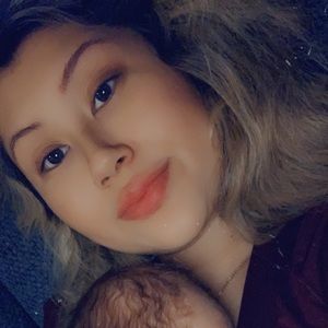 Meet your Posher, Daniela